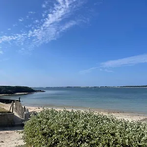  Hébergement de vacances Les Pieds Dans L Eau
